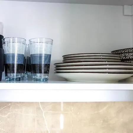 μike's Corner * Hriszí Aktí Haniá